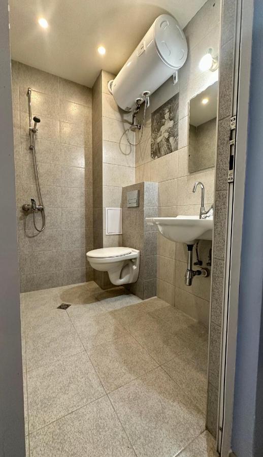 Joy Station Appartment 2 София Экстерьер фото